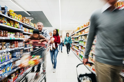 people buying groceries