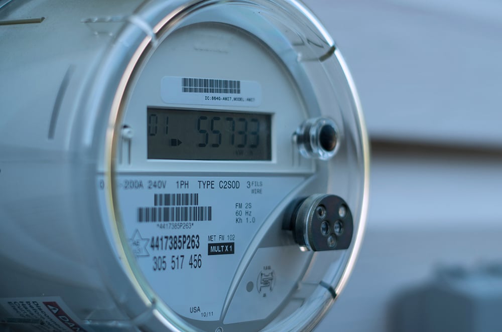 smart electricity meter displaying metrics related to consumption